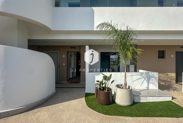 Z drugiej ręki - Mieszkanie w bloku -
Orihuela Costa - Costa Blanca