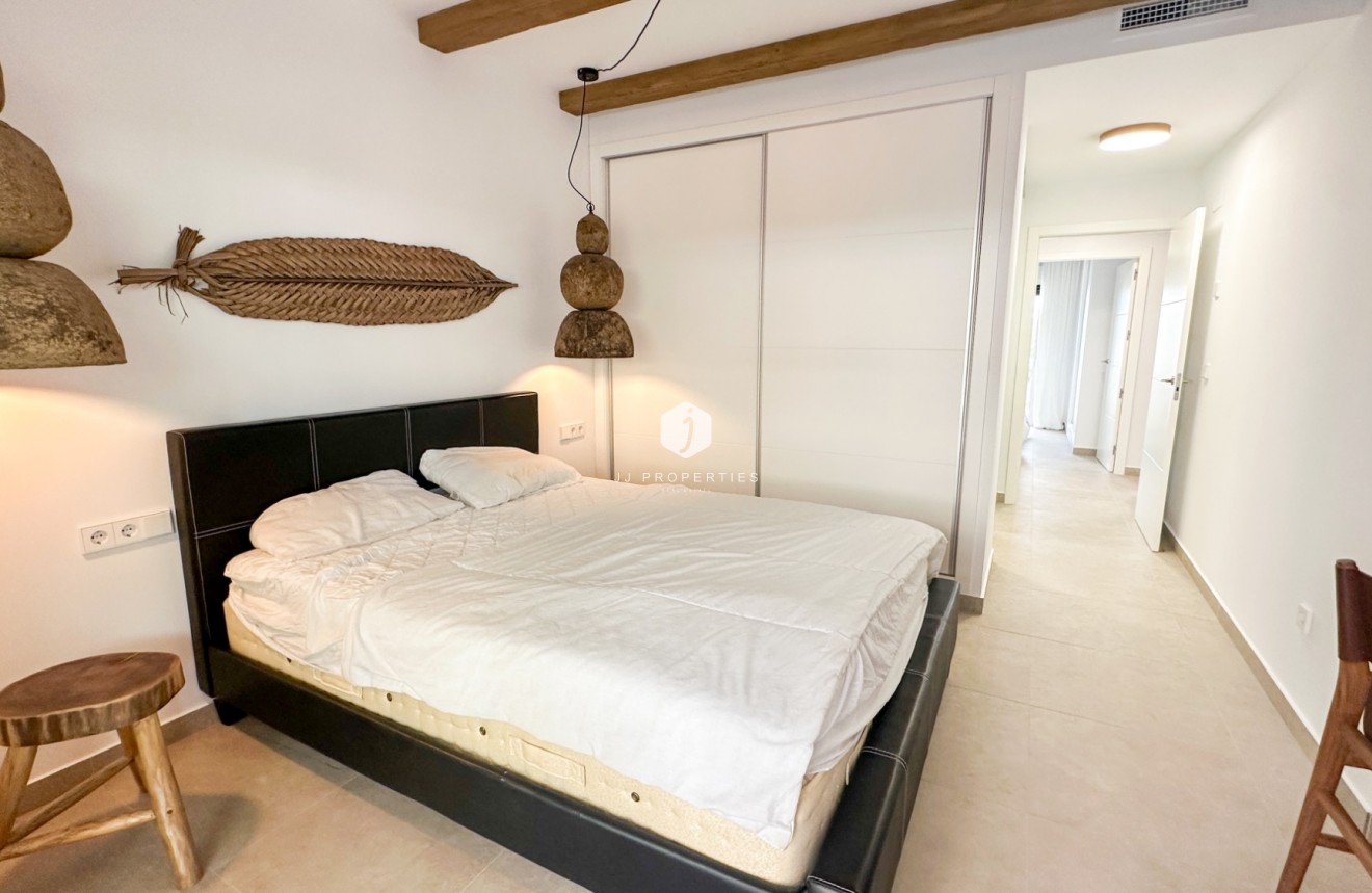 Z drugiej ręki - Mieszkanie w bloku -
Orihuela Costa - Costa Blanca