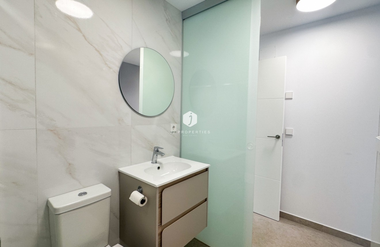 Z drugiej ręki - Mieszkanie w bloku -
Orihuela Costa - Costa Blanca