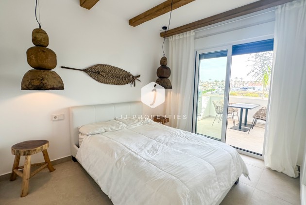 Z drugiej ręki - Mieszkanie w bloku -
Orihuela Costa - Costa Blanca