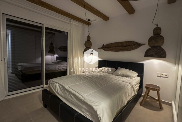 Z drugiej ręki - Mieszkanie w bloku -
Orihuela Costa - Costa Blanca