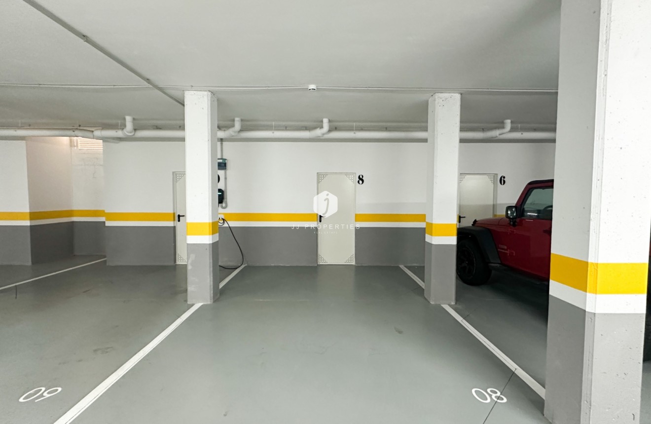 Z drugiej ręki - Mieszkanie w bloku -
Orihuela Costa - Costa Blanca