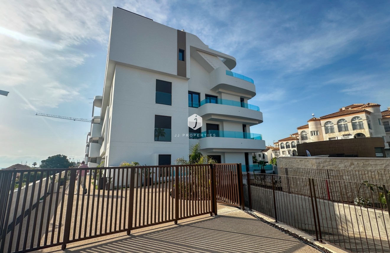 Z drugiej ręki - Mieszkanie w bloku -
Orihuela Costa - Costa Blanca