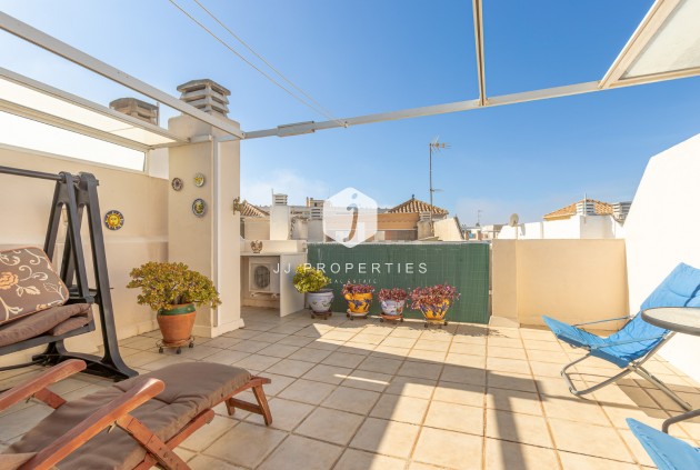 Z drugiej ręki - Mieszkanie w bloku -
Torrevieja - Costa Blanca