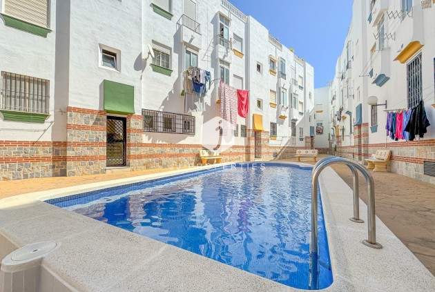 Z drugiej ręki - Mieszkanie w bloku -
Torrevieja - Costa Blanca