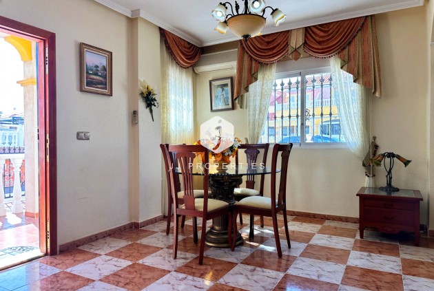 Aus zweiter Hand - Chalet -
Orihuela Costa - Costa Blanca