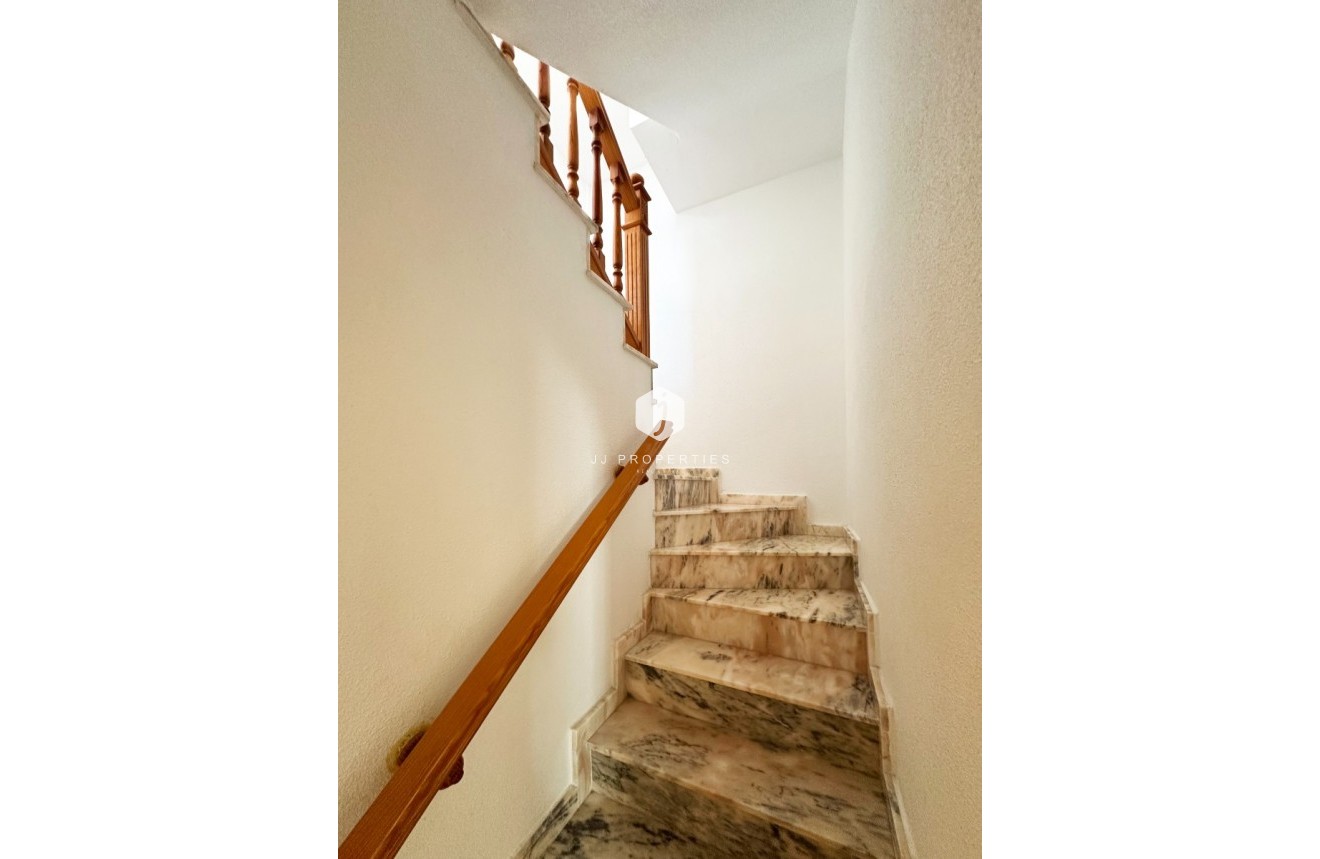 Aus zweiter Hand - Chalet -
Orihuela Costa - Costa Blanca