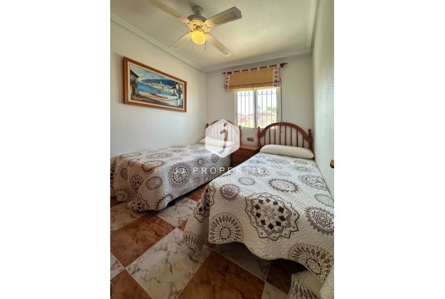 Aus zweiter Hand - Chalet -
Orihuela Costa - Costa Blanca