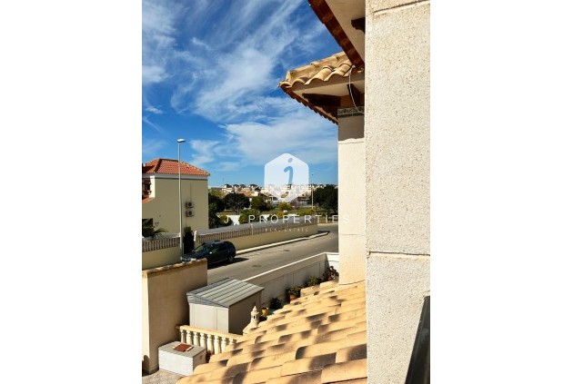 Aus zweiter Hand - Chalet -
Orihuela Costa - Costa Blanca