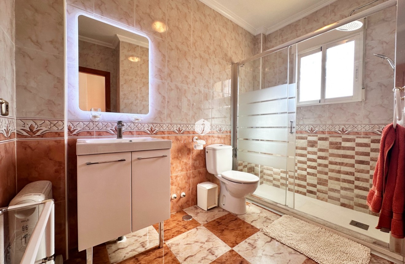 Aus zweiter Hand - Chalet -
Orihuela Costa - Costa Blanca