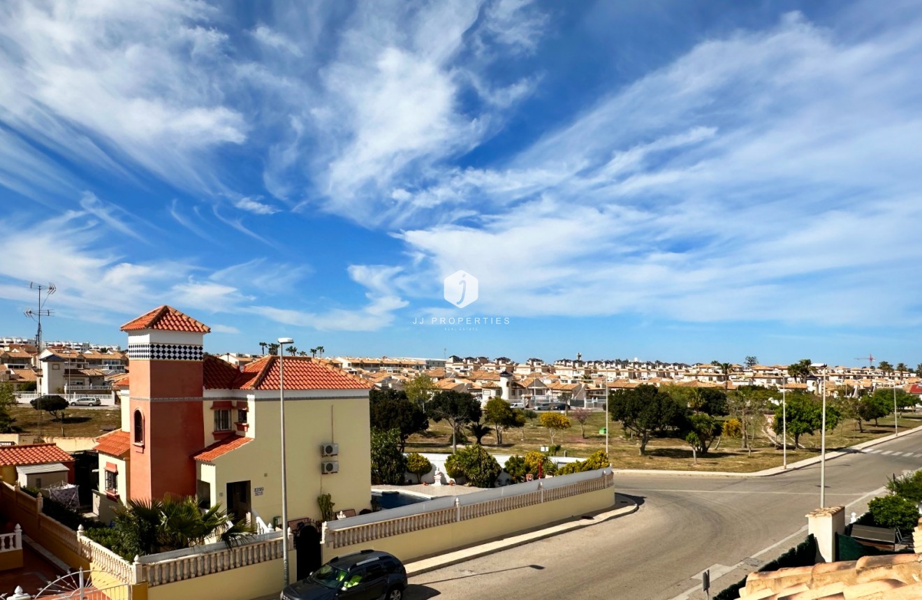 Aus zweiter Hand - Chalet -
Orihuela Costa - Costa Blanca