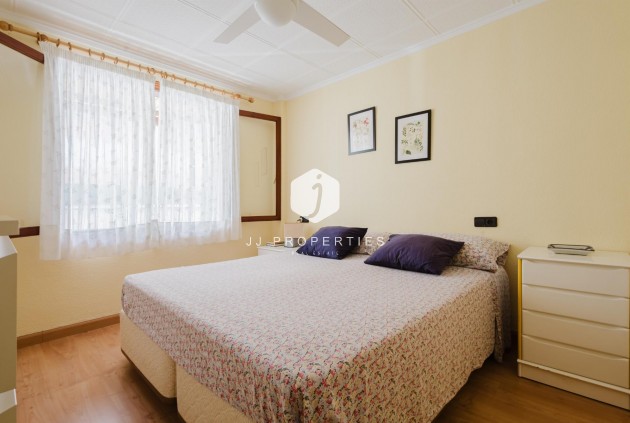 Z drugiej ręki - Mieszkanie w bloku -
Torrevieja - Costa Blanca