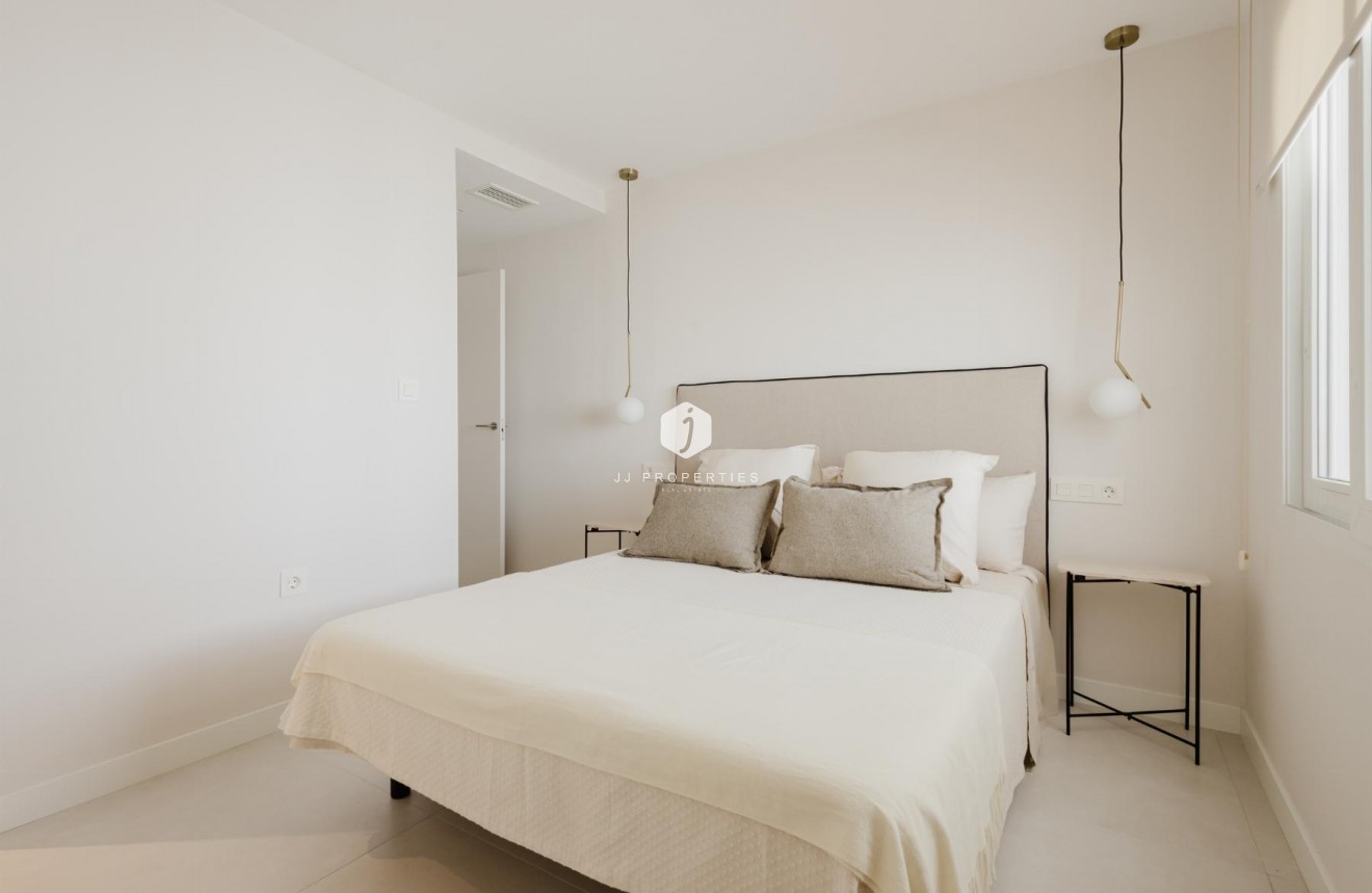 Z drugiej ręki - Mieszkanie w bloku -
Torrevieja - Costa Blanca