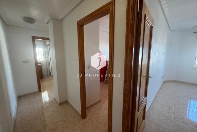 Z drugiej ręki - Mieszkanie w bloku -
Torrevieja - Costa Blanca