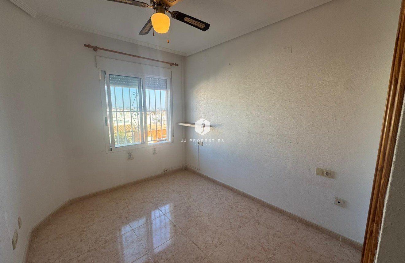 Z drugiej ręki - Mieszkanie w bloku -
Torrevieja - Costa Blanca