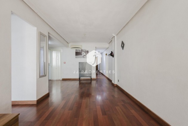 Z drugiej ręki - Mieszkanie w bloku -
Torrevieja - Costa Blanca