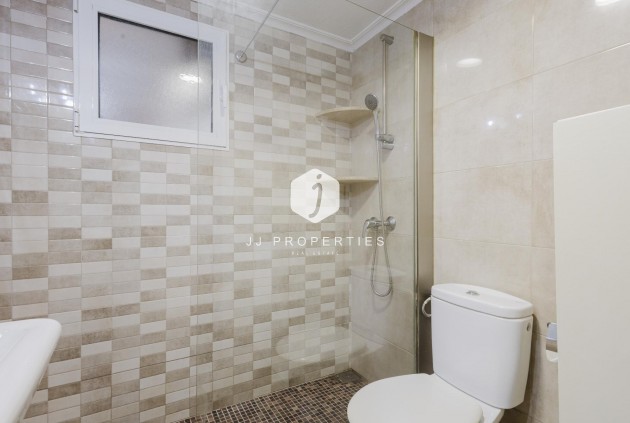 Z drugiej ręki - Mieszkanie w bloku -
Torrevieja - Costa Blanca