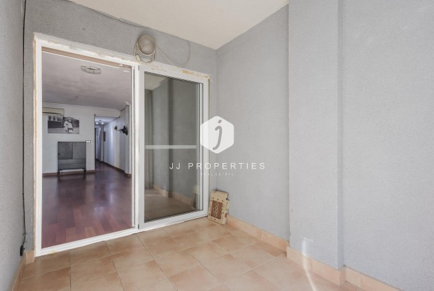 Z drugiej ręki - Mieszkanie w bloku -
Torrevieja - Costa Blanca