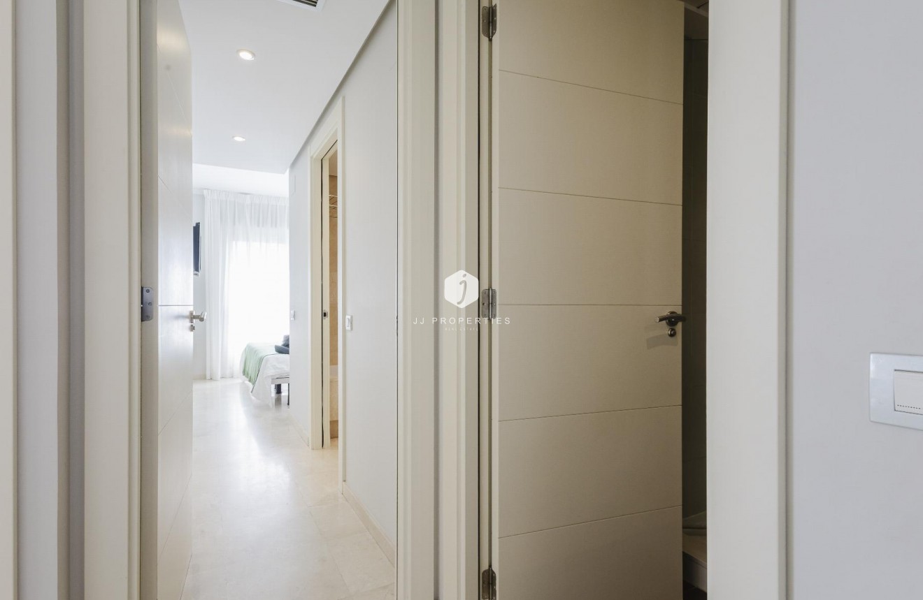 Aus zweiter Hand - Penthouse -
Orihuela Costa - Costa Blanca