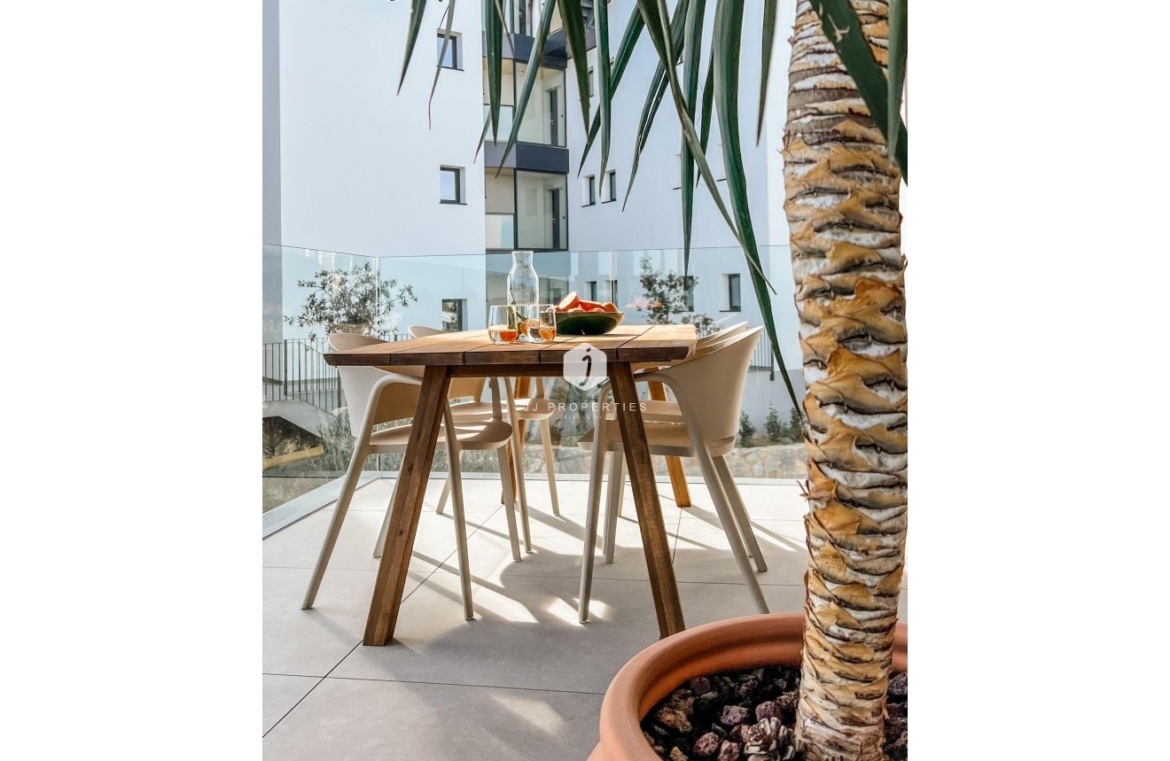 Z drugiej ręki - Mieszkanie w bloku -
Orihuela Costa - Costa Blanca