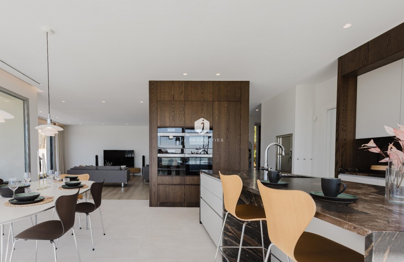 Aus zweiter Hand - Villa -
Orihuela Costa - Costa Blanca