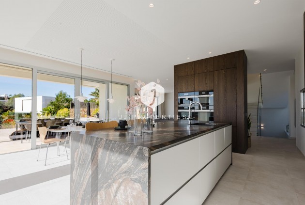 Aus zweiter Hand - Villa -
Orihuela Costa - Costa Blanca