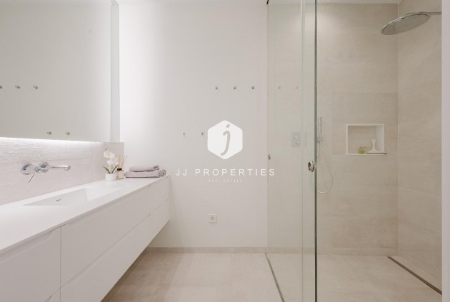 Aus zweiter Hand - Villa -
Orihuela Costa - Costa Blanca