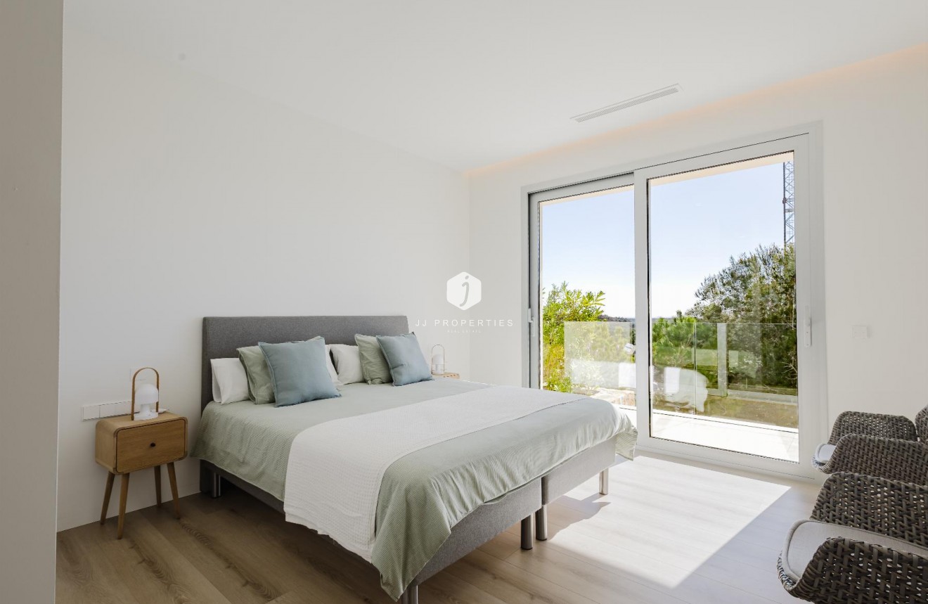 Aus zweiter Hand - Villa -
Orihuela Costa - Costa Blanca