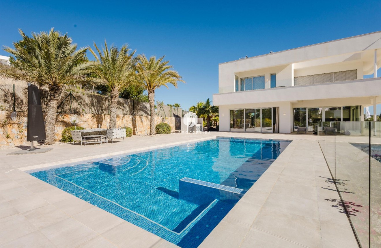 Aus zweiter Hand - Villa -
Orihuela Costa - Costa Blanca