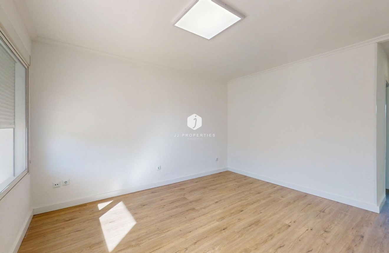 Aus zweiter Hand - Bungalow -
Orihuela Costa - Costa Blanca