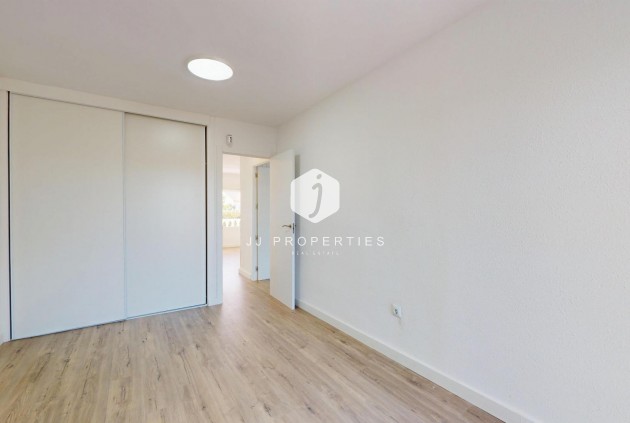 Aus zweiter Hand - Bungalow -
Orihuela Costa - Costa Blanca