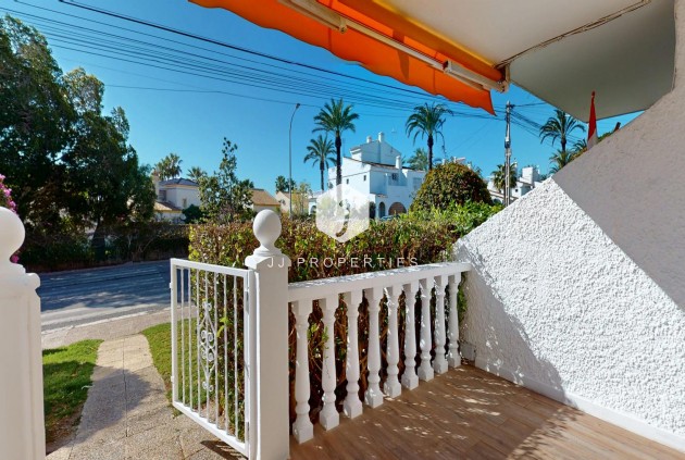Aus zweiter Hand - Bungalow -
Orihuela Costa - Costa Blanca