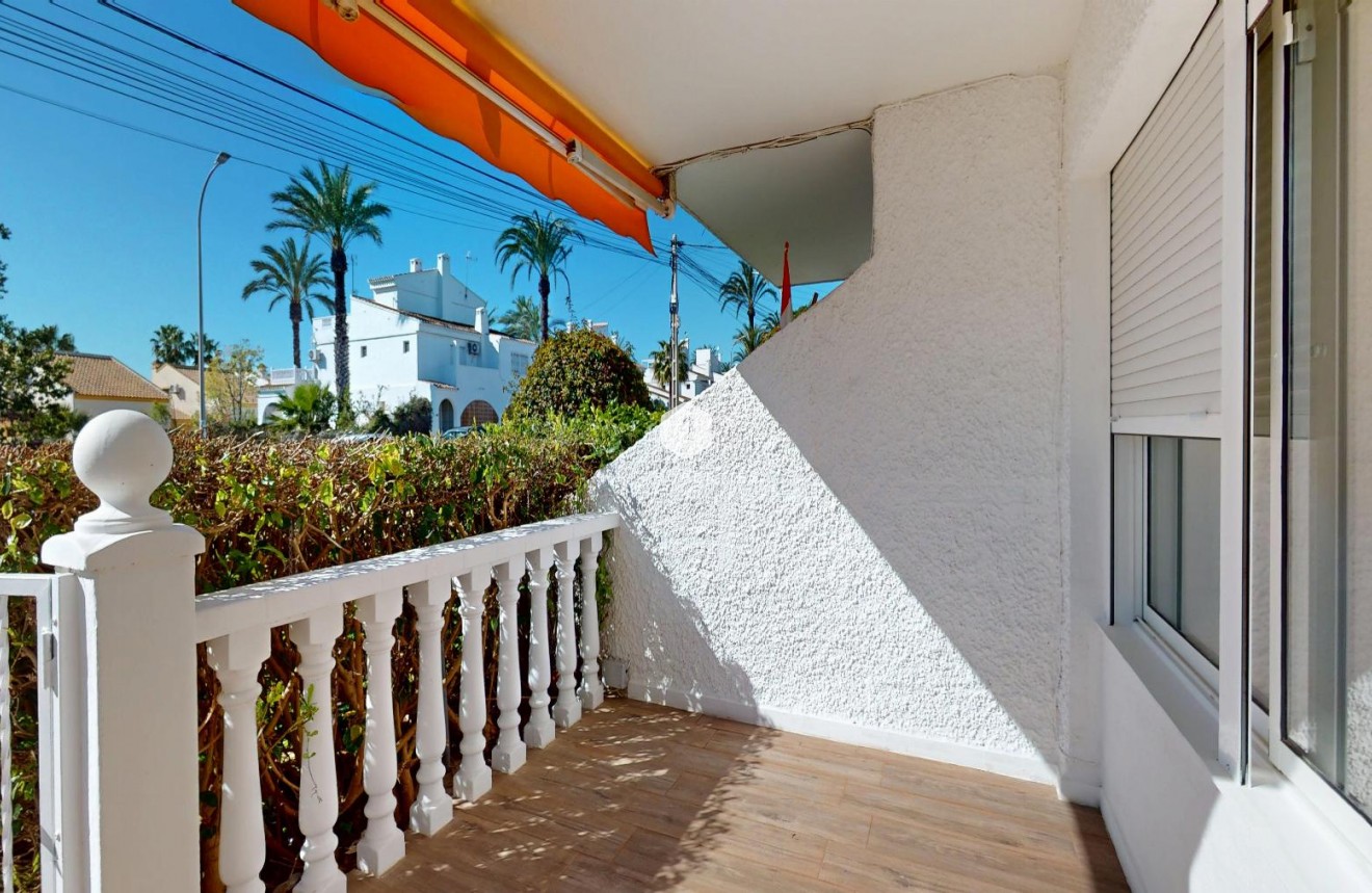 Aus zweiter Hand - Bungalow -
Orihuela Costa - Costa Blanca