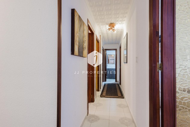 Z drugiej ręki - Mieszkanie w bloku -
Torrevieja - Costa Blanca