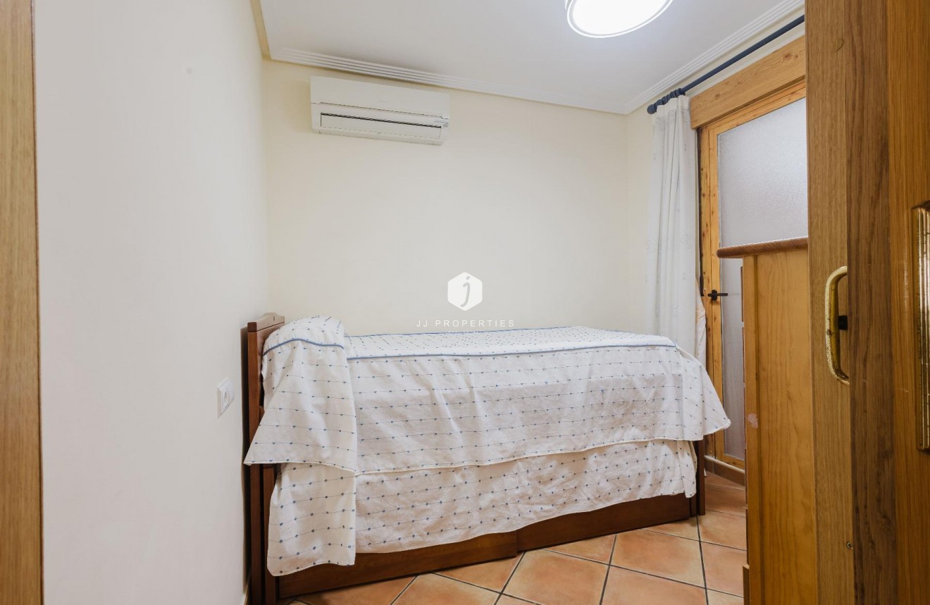 Aus zweiter Hand - Bungalow -
Torrevieja - Costa Blanca