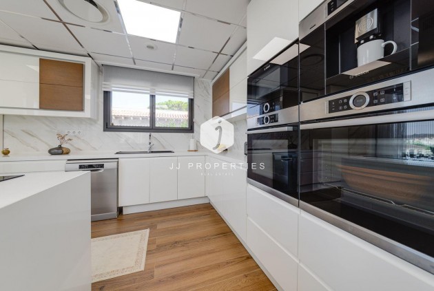 Aus zweiter Hand - Villa -
Torrevieja - Costa Blanca