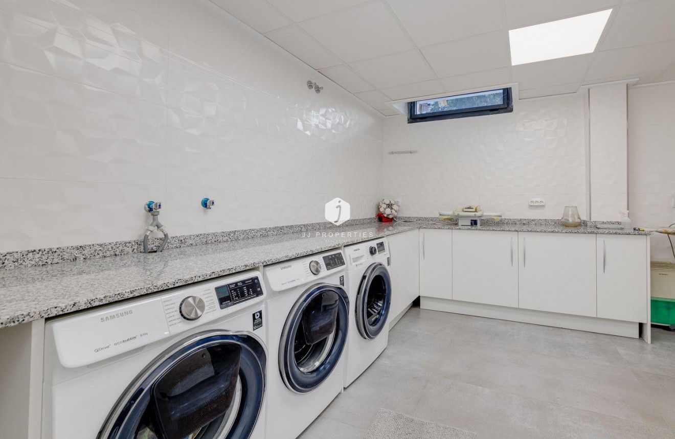 Aus zweiter Hand - Villa -
Torrevieja - Costa Blanca