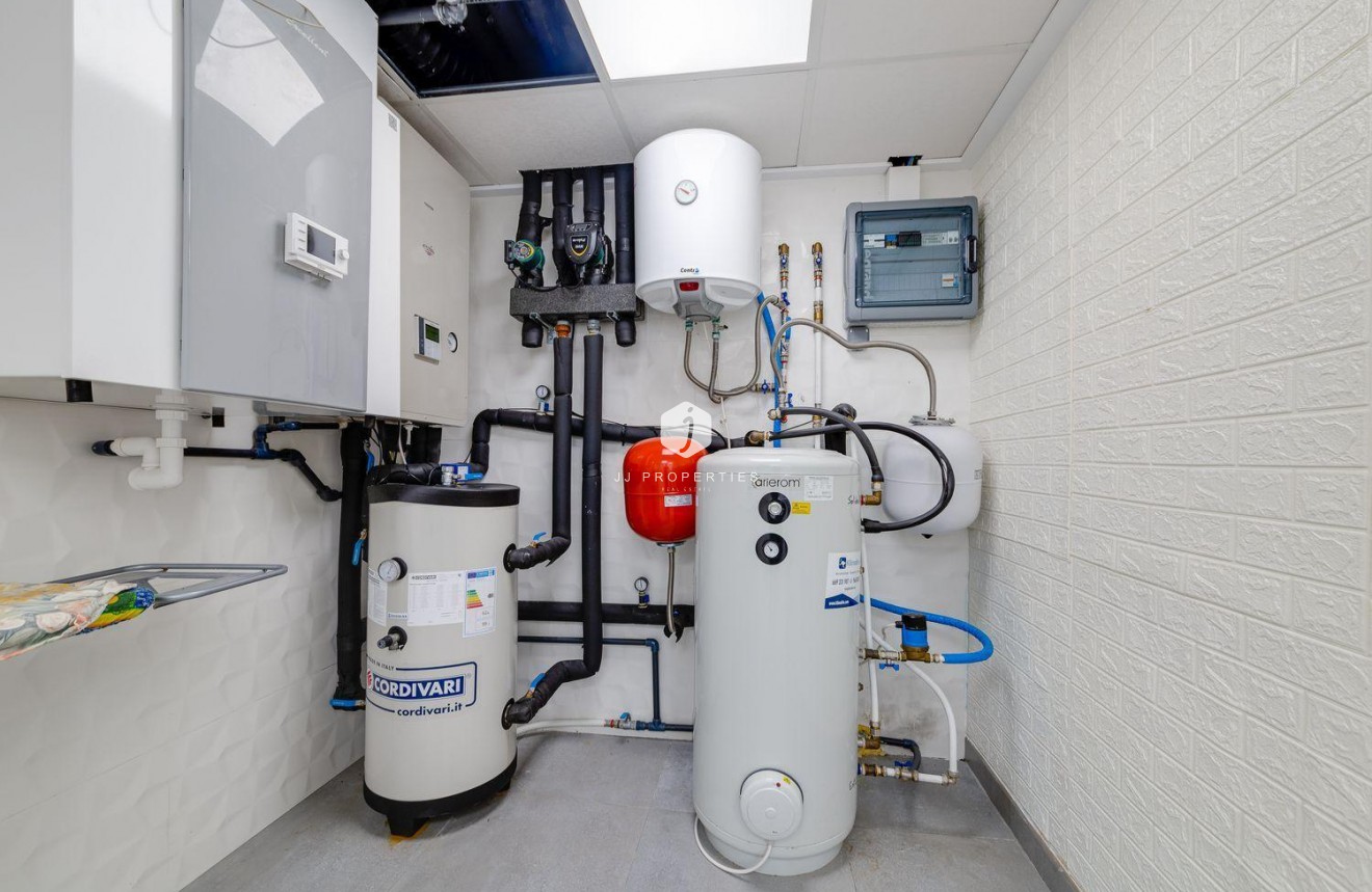 Aus zweiter Hand - Villa -
Torrevieja - Costa Blanca