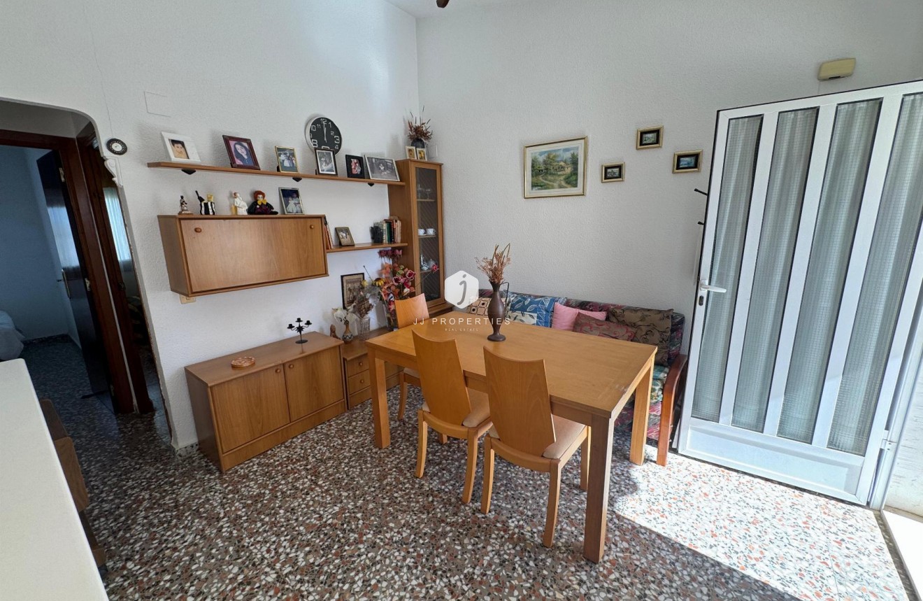 Aus zweiter Hand - Chalet -
Torrevieja - Costa Blanca