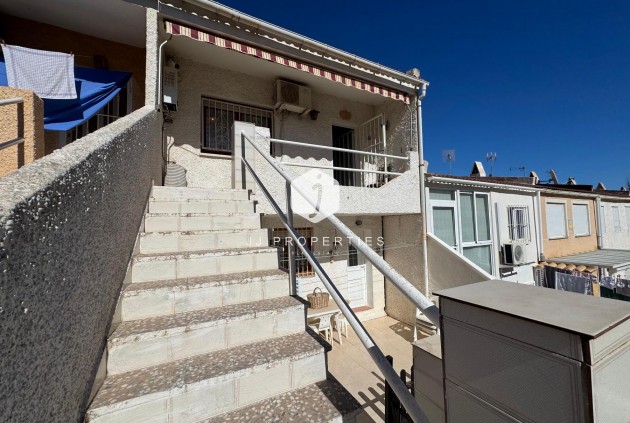 Aus zweiter Hand - Chalet -
Torrevieja - Costa Blanca