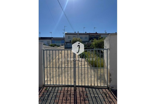 Aus zweiter Hand - Chalet -
Torrevieja - Costa Blanca