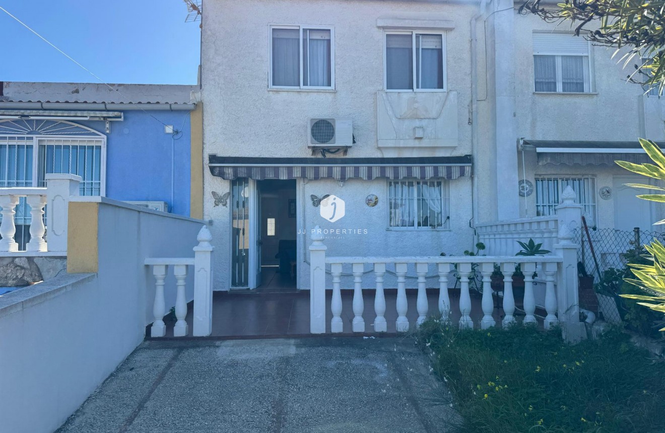 Aus zweiter Hand - Chalet -
Torrevieja - Costa Blanca