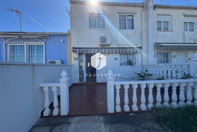 Aus zweiter Hand - Chalet -
Torrevieja - Costa Blanca