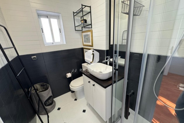 Aus zweiter Hand - Bungalow -
Torrevieja - Costa Blanca