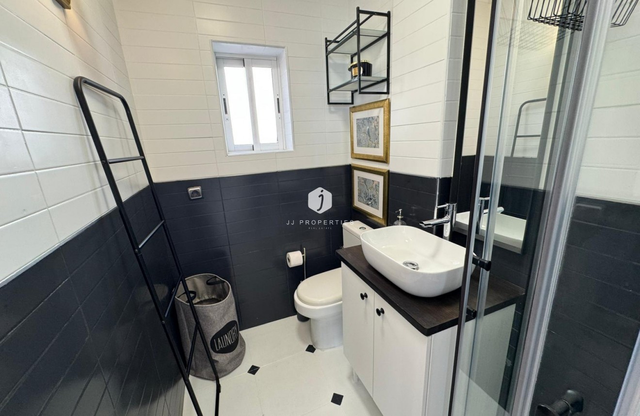 Aus zweiter Hand - Bungalow -
Torrevieja - Costa Blanca