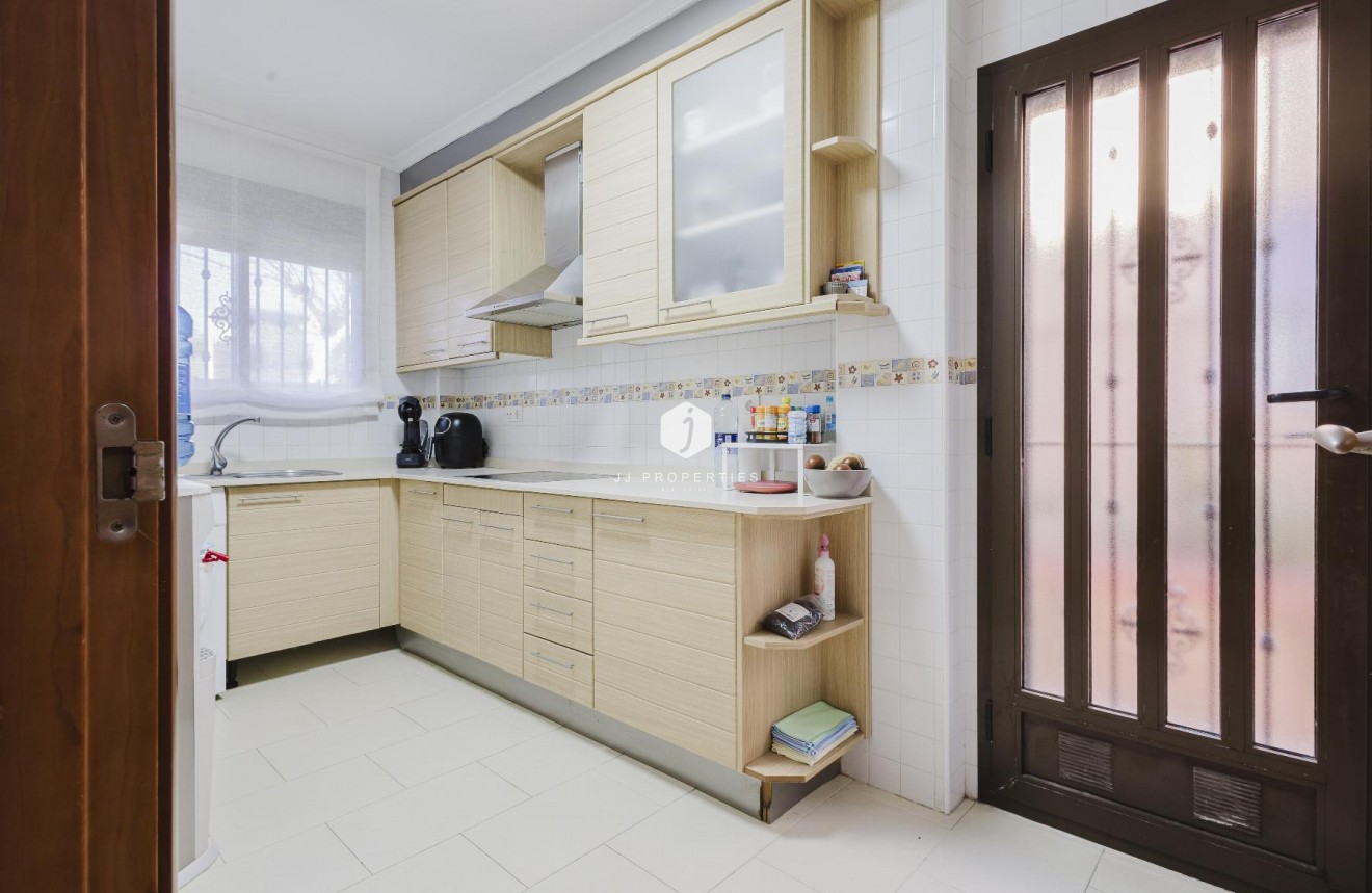 Aus zweiter Hand - Villa -
Torrevieja - Costa Blanca