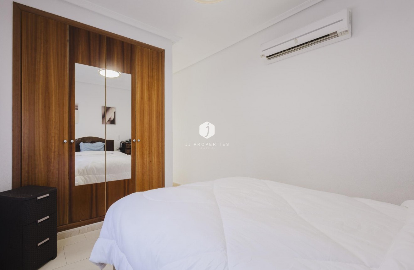 Aus zweiter Hand - Villa -
Torrevieja - Costa Blanca