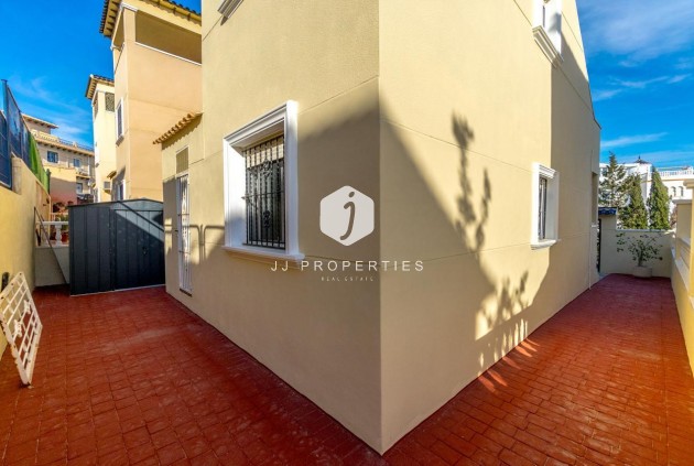 Aus zweiter Hand - Chalet -
Orihuela Costa - Costa Blanca