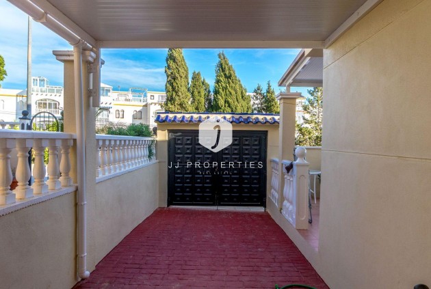 Aus zweiter Hand - Chalet -
Orihuela Costa - Costa Blanca