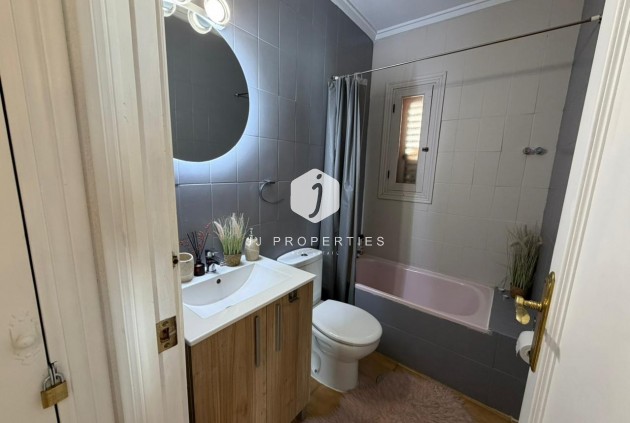 Aus zweiter Hand - Chalet -
Torrevieja - Los Frutales